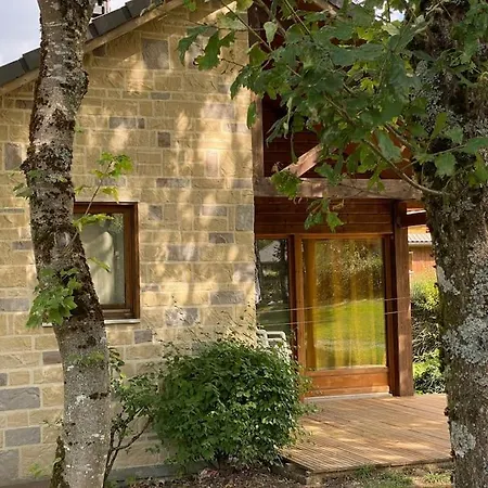 Nature - 4 Personnes A Holiday home Signy-le-Petit