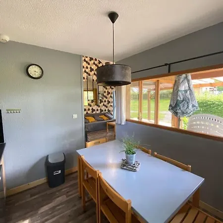 別荘 Nature - 4 Personnes A Signy-le-Petit